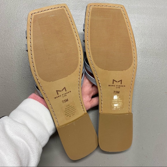 Marc Fisher Limited Style: Varro2 Color: Light Blue Leather Slides Sandals Flats - Picture 5 of 6